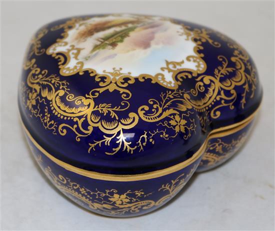 A Coalport jewelled twin handled vase and a heart shaped box and cover, late 19th century, vase 16cm, restored